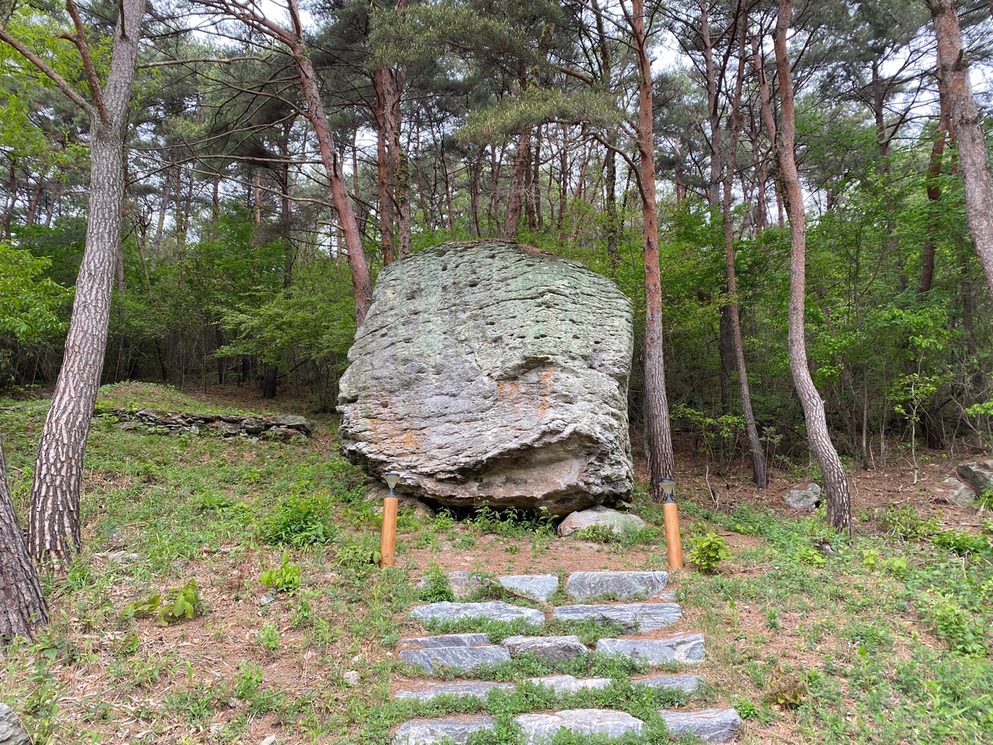 운곡리고인돌2.jpg