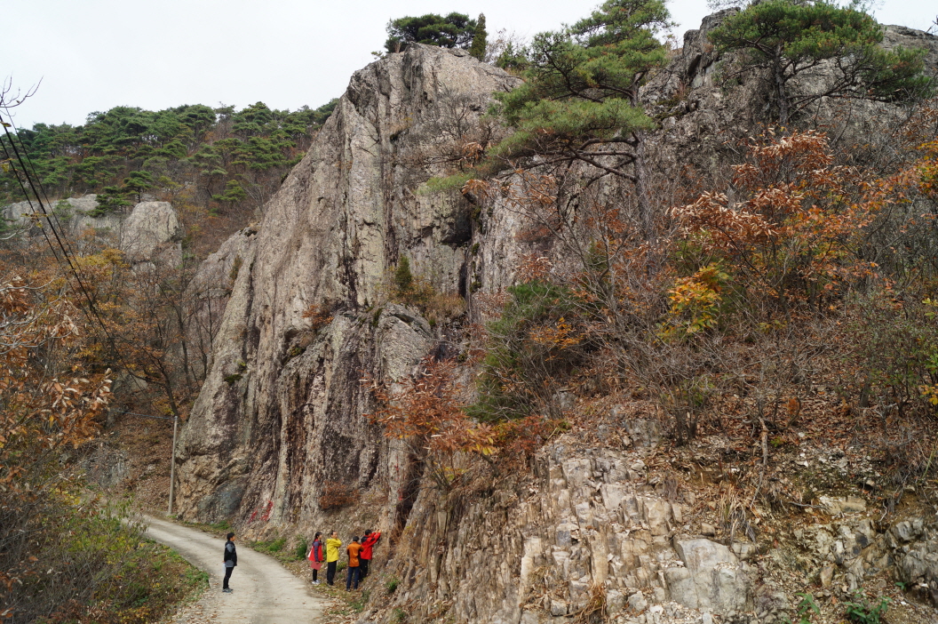 1. 소요산 용암돔.jpg